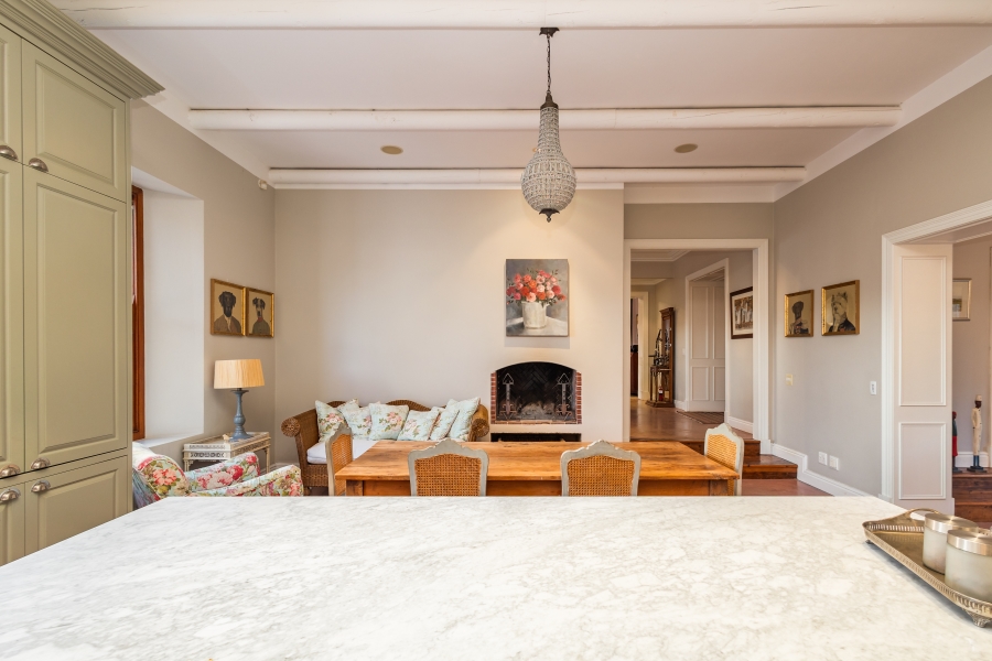 To Let 6 Bedroom Property for Rent in The Crags Western Cape